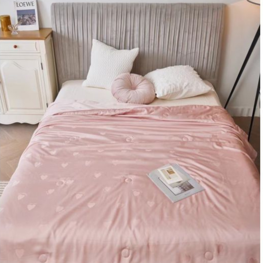 80s Lenzing Tencel Jacquard Sateen Silk Summer Quilt Heart