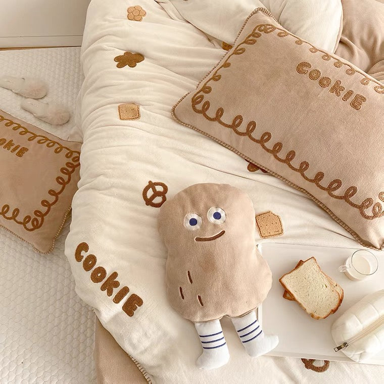 High GSM Milk Velvet Set in 4 Cookie Complimentary Matching Cushion