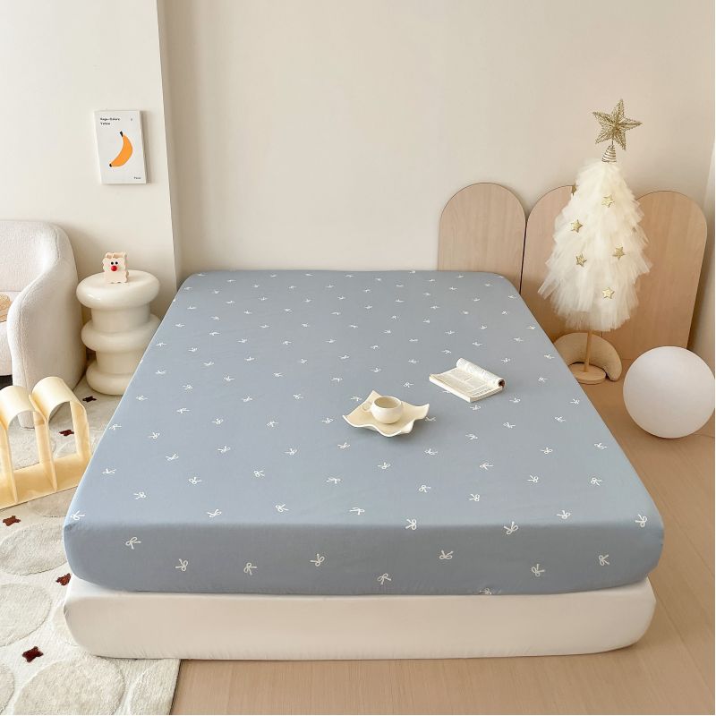 40s Pure Cotton Fitted Sheet Sweet Bows