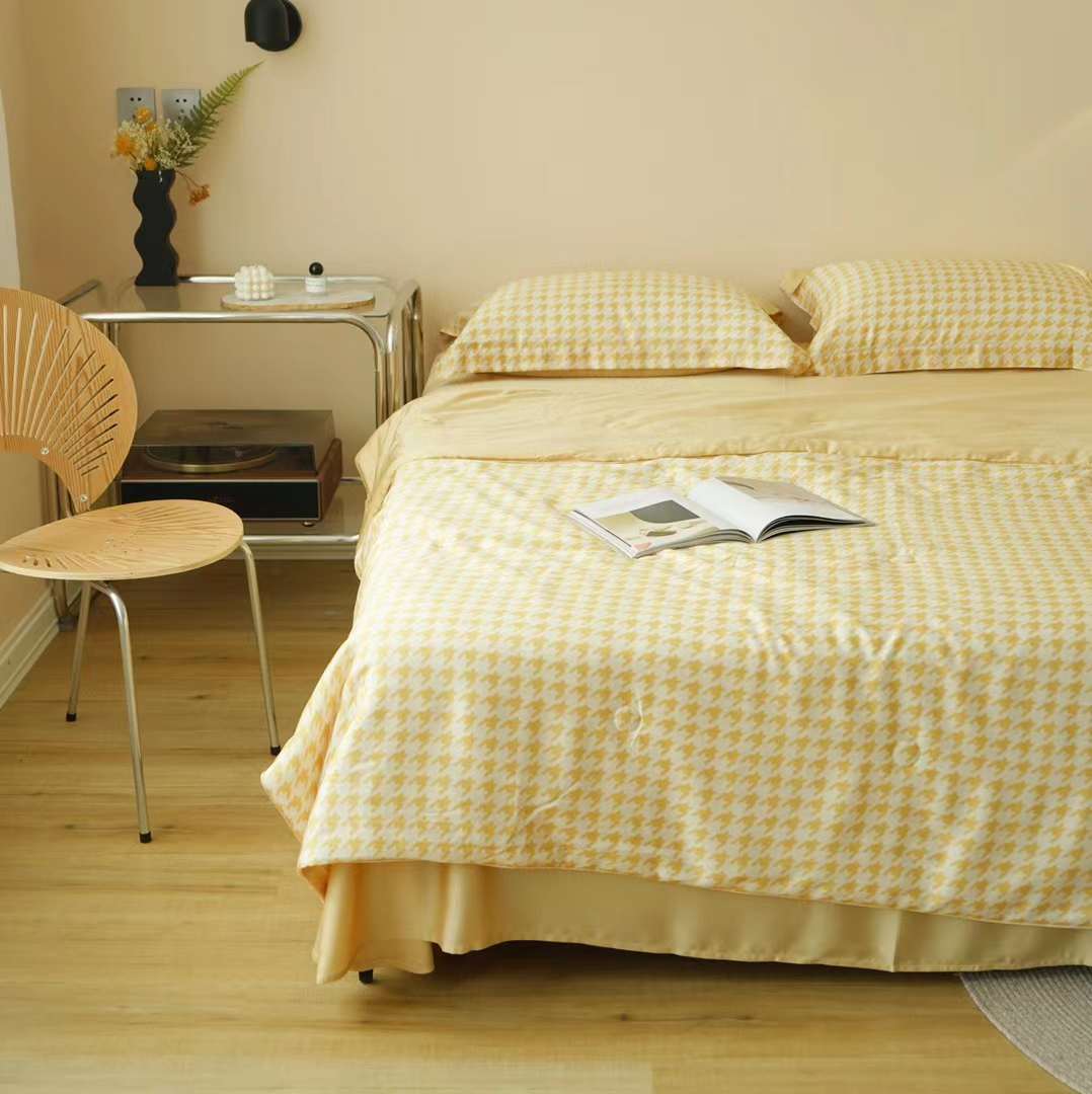 60s Lenzing Tencel Silk Summer Quilt Yellow