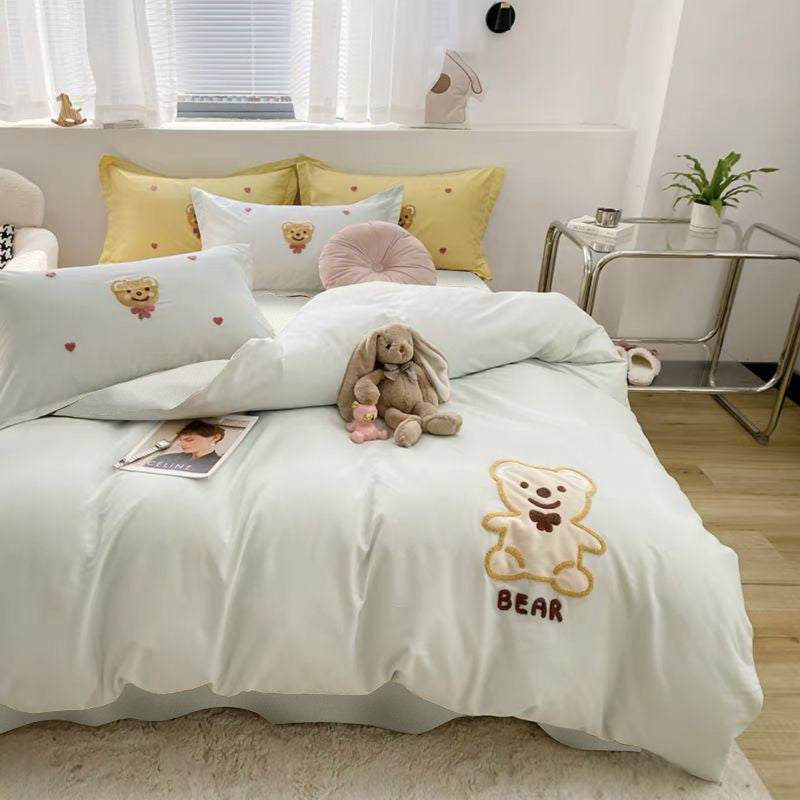 40S Long-Staple Cotton Bear Embroidery Set in 4 Natural Green