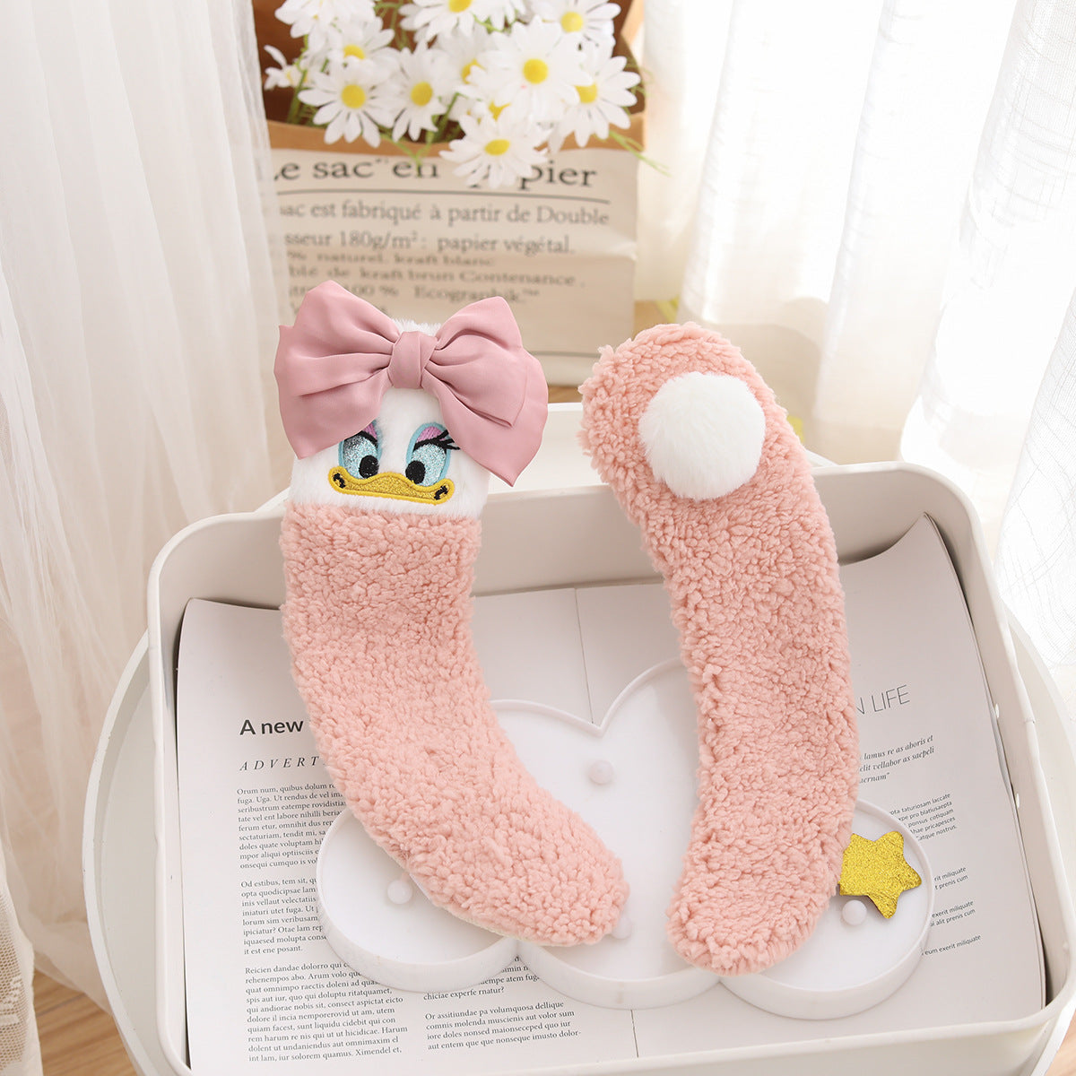 Cartoon 3D Fluffy Toilet Seat Cover Daisy Duck